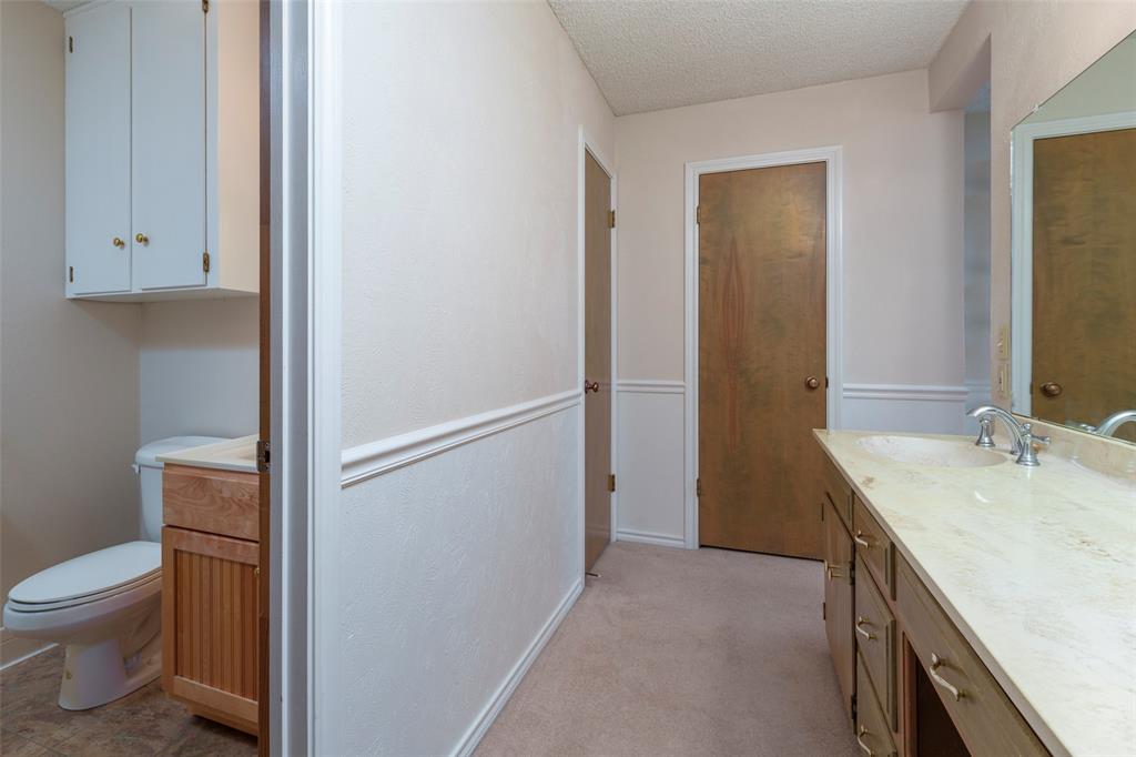 1008 Rocky Canyon Road Arlington, TX 76012 - Photo 25 of 37