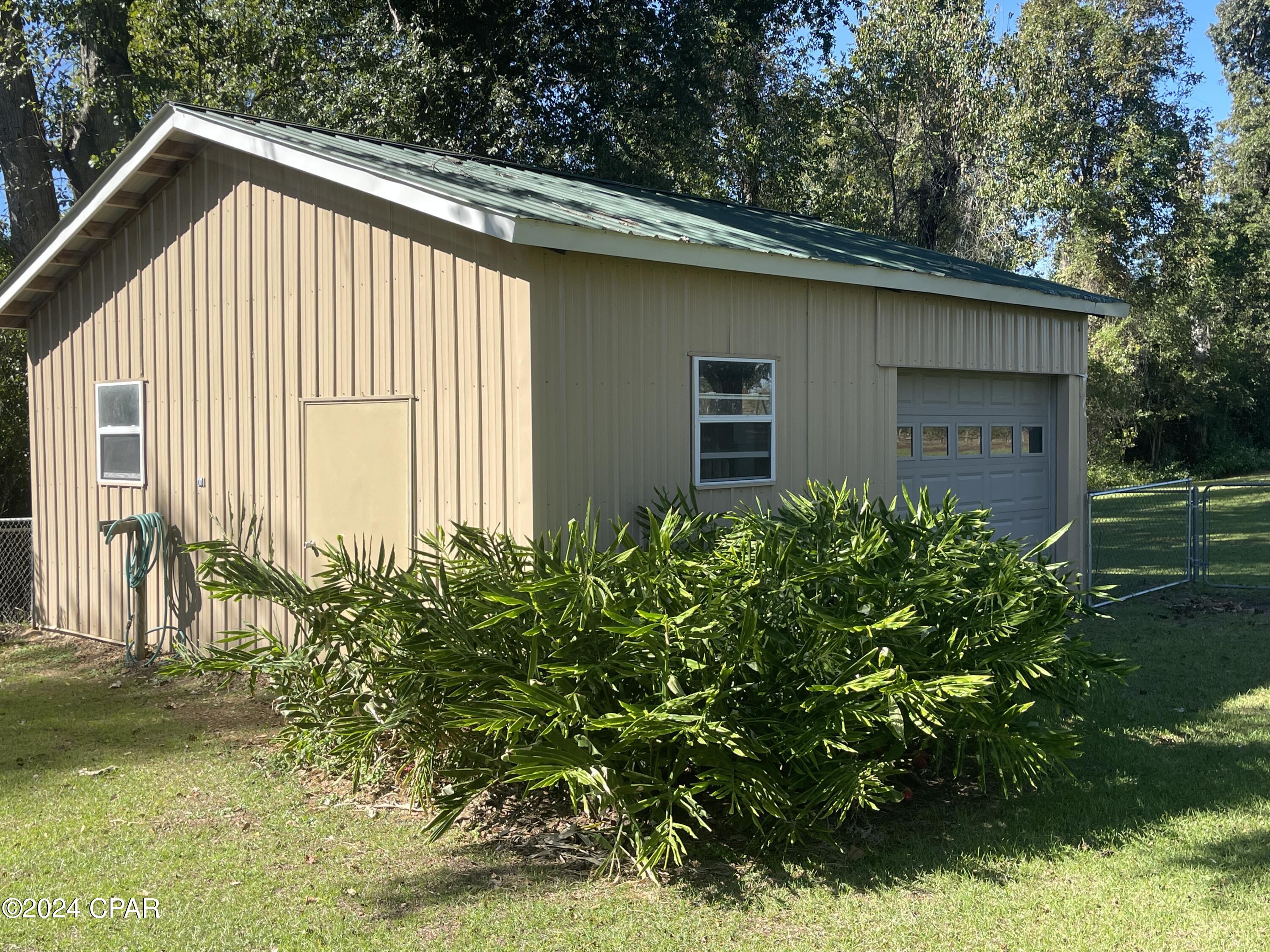 7772 Howell Road Sneads, FL 32460 - Photo 31 of 45 Gallery Image 31
