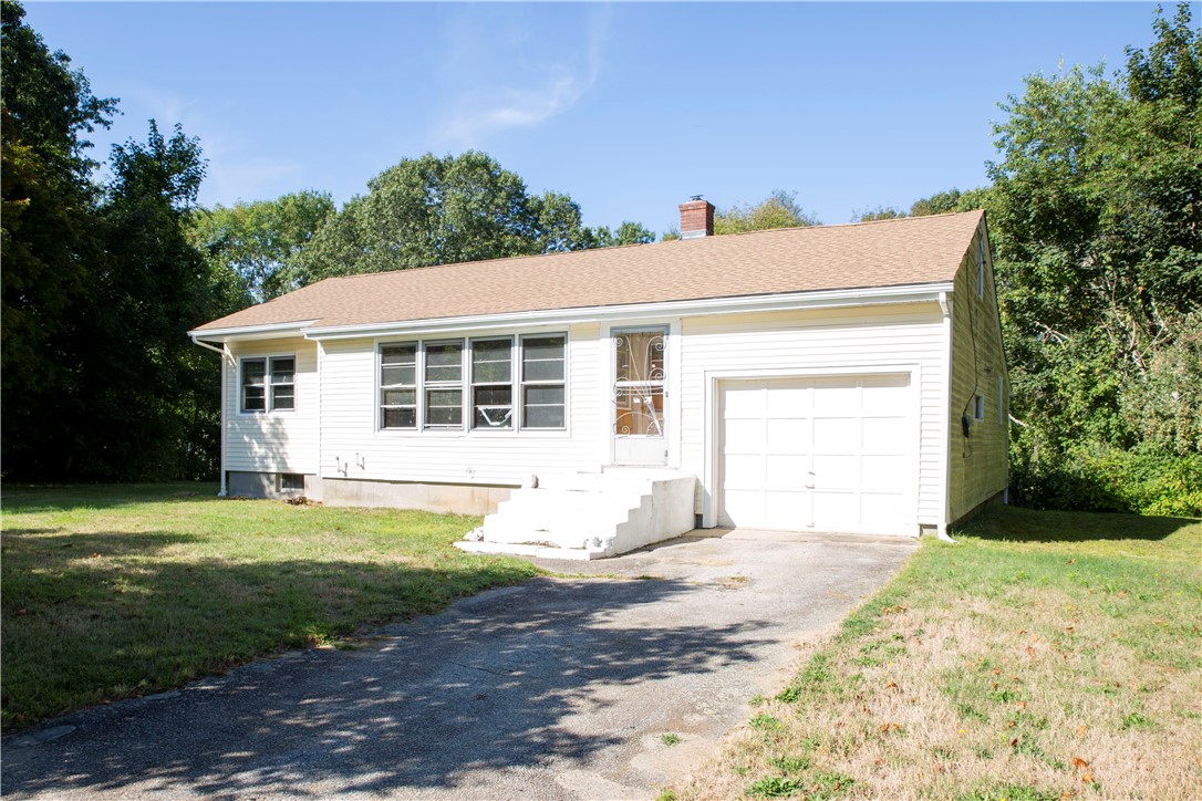 21 Nichols Lane Westerly, RI 02891 - Photo 2 of 29