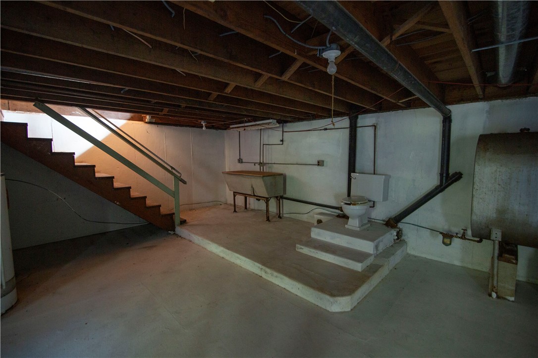 21 Nichols Lane Westerly, RI 02891 - Photo 24 of 29