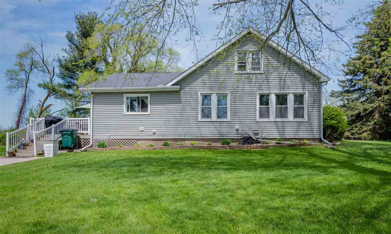 10687 South Maple Island Road Fremont, MI 49412 - Photo 2 of 40 Gallery Image 2