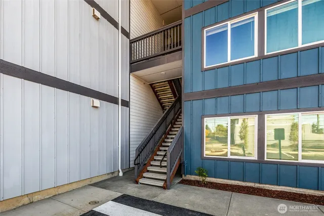 a view of an entryway with staircase