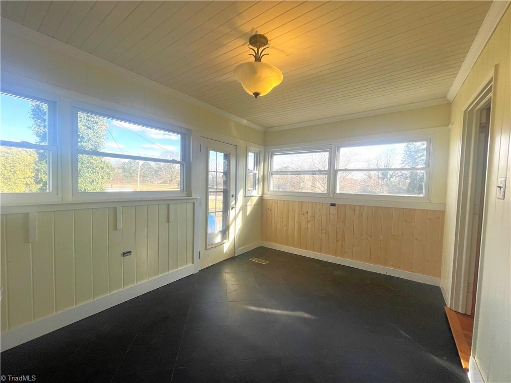 2177 Scott Road Browns Summit, NC 27214 - Photo 25 of 39 Gallery Image 25