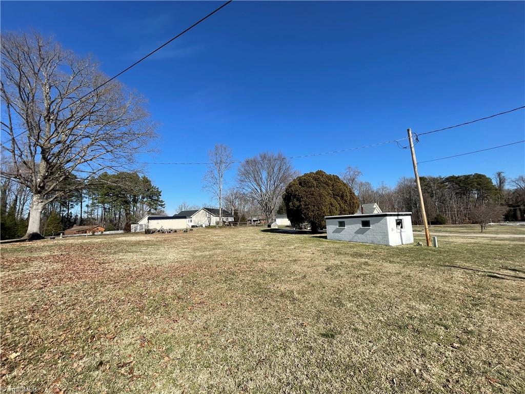 2177 Scott Road Browns Summit, NC 27214 - Photo 38 of 39 Gallery Image 38