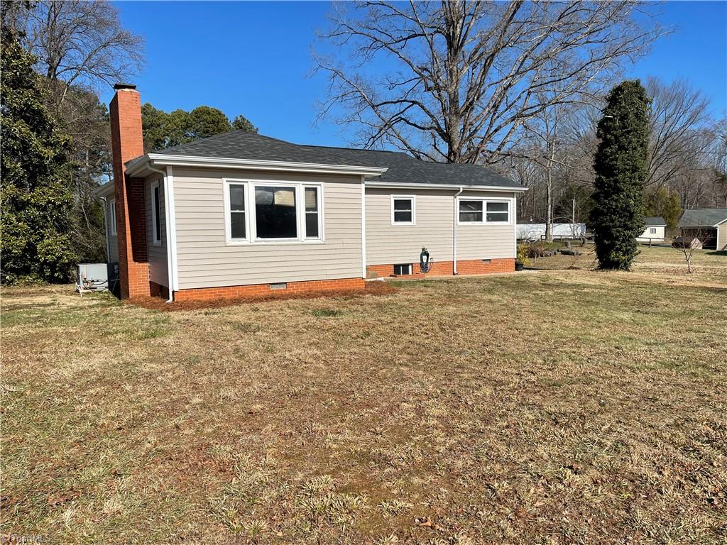 2177 Scott Road Browns Summit, NC 27214 - Photo 4 of 39 Gallery Image 4