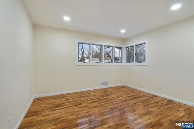 $7,500 | 14 Pitcairn Avenue, Ho-Ho-Kus, NJ 07423