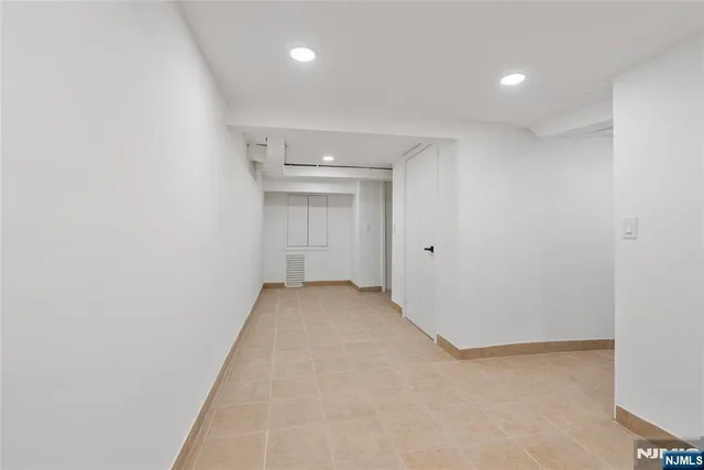 $7,500 | 14 Pitcairn Avenue, Ho-Ho-Kus, NJ 07423