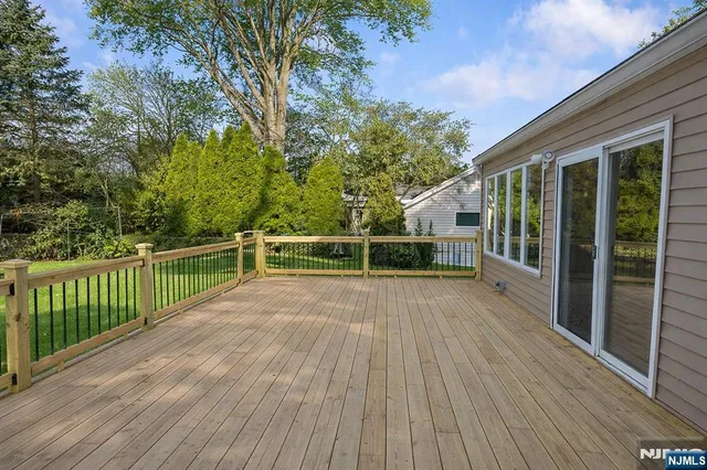 $7,500 | 14 Pitcairn Avenue, Ho-Ho-Kus, NJ 07423