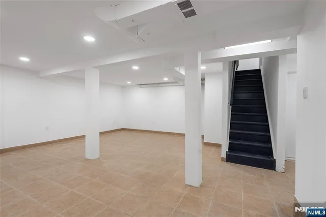 $7,500 | 14 Pitcairn Avenue, Ho-Ho-Kus, NJ 07423