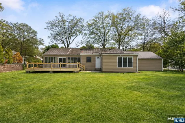 $7,500 | 14 Pitcairn Avenue, Ho-Ho-Kus, NJ 07423