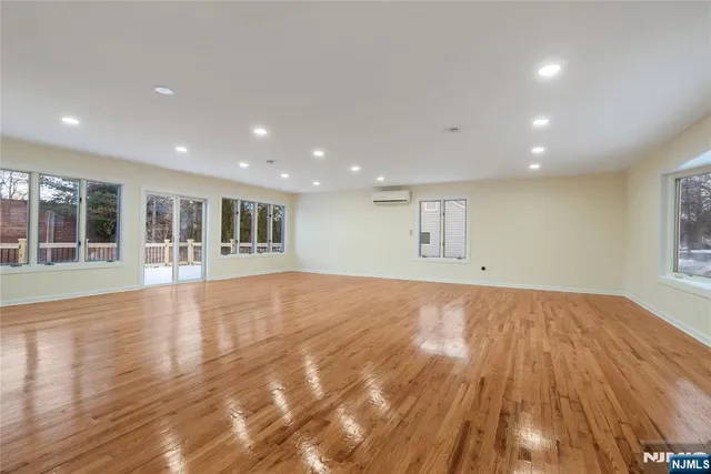 $7,500 | 14 Pitcairn Avenue, Ho-Ho-Kus, NJ 07423