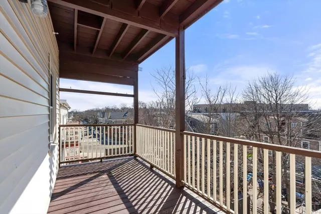 $3,150 | 10 Centre Avenue, Unit 5, Boston, MA 02124