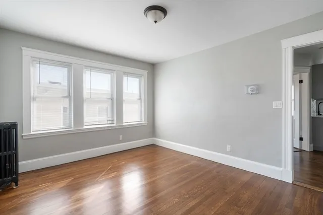 $3,100 | 10 Centre Avenue, Unit 5, Boston, MA 02124