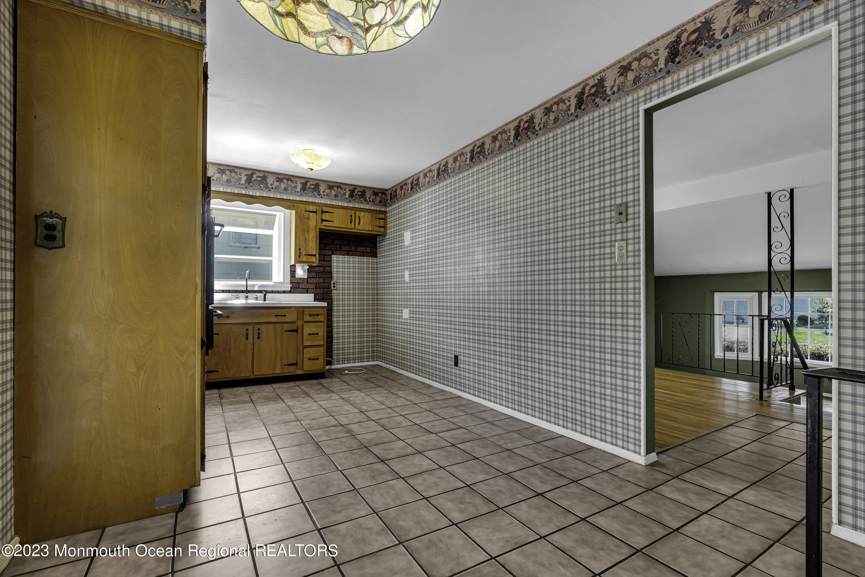 44 Danemar Drive Matawan, NJ 07747 - Photo 12 of 31 017__dsc9848