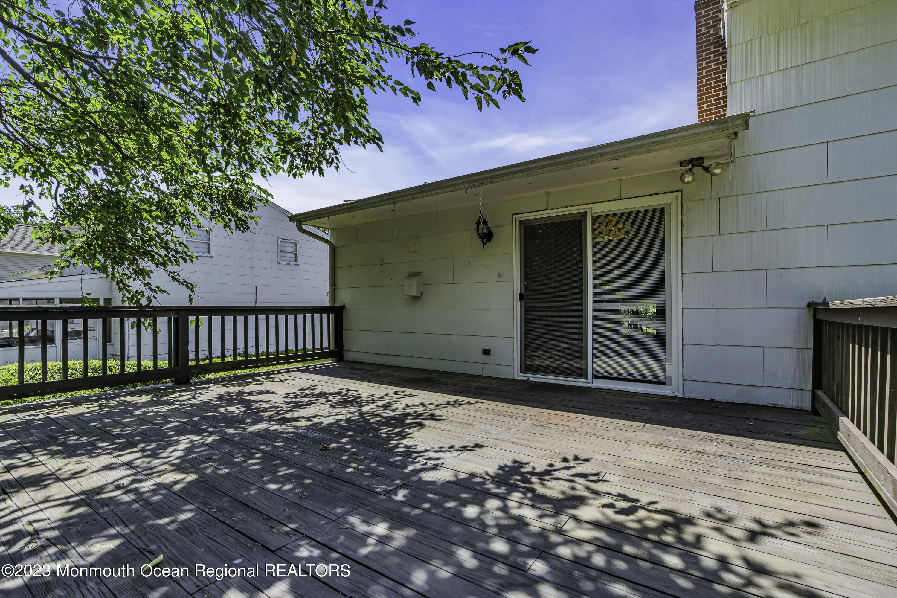 44 Danemar Drive Matawan, NJ 07747 - Photo 27 of 31 a front view of a house