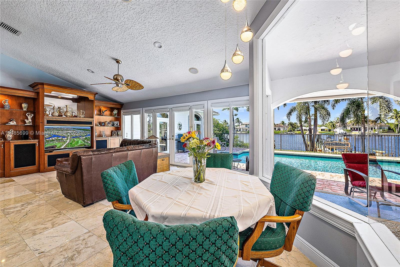 18781 Southeast River Ridge Road Jupiter, FL 33469 - Photo 21 of 37 Gallery Image 21