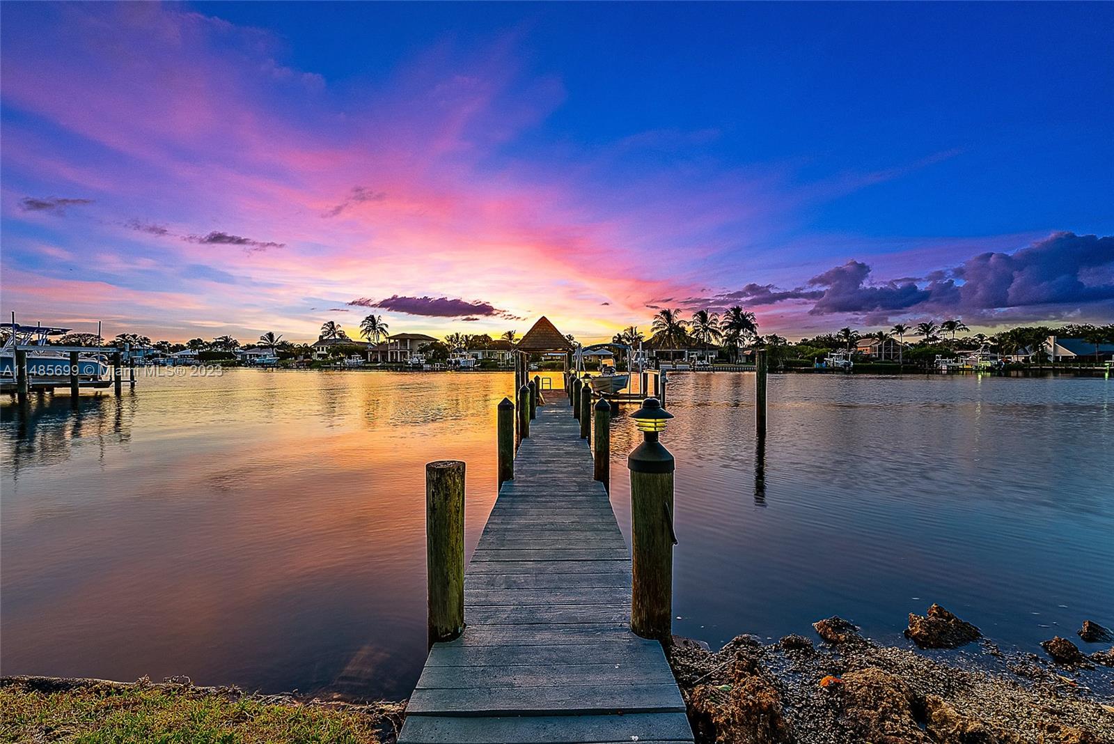 18781 Southeast River Ridge Road Jupiter, FL 33469 - Photo 3 of 37 Gallery Image 3