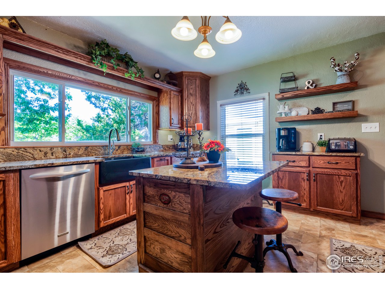 120 Carpenter Road Fort Collins, CO 80525 - Photo 12 of 40 Gorgeous Kitchen