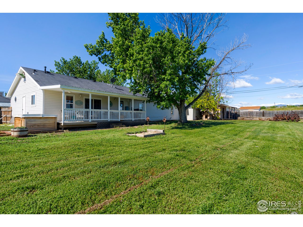 120 Carpenter Road Fort Collins, CO 80525 - Photo 27 of 40 Large Enclosed Backyard
