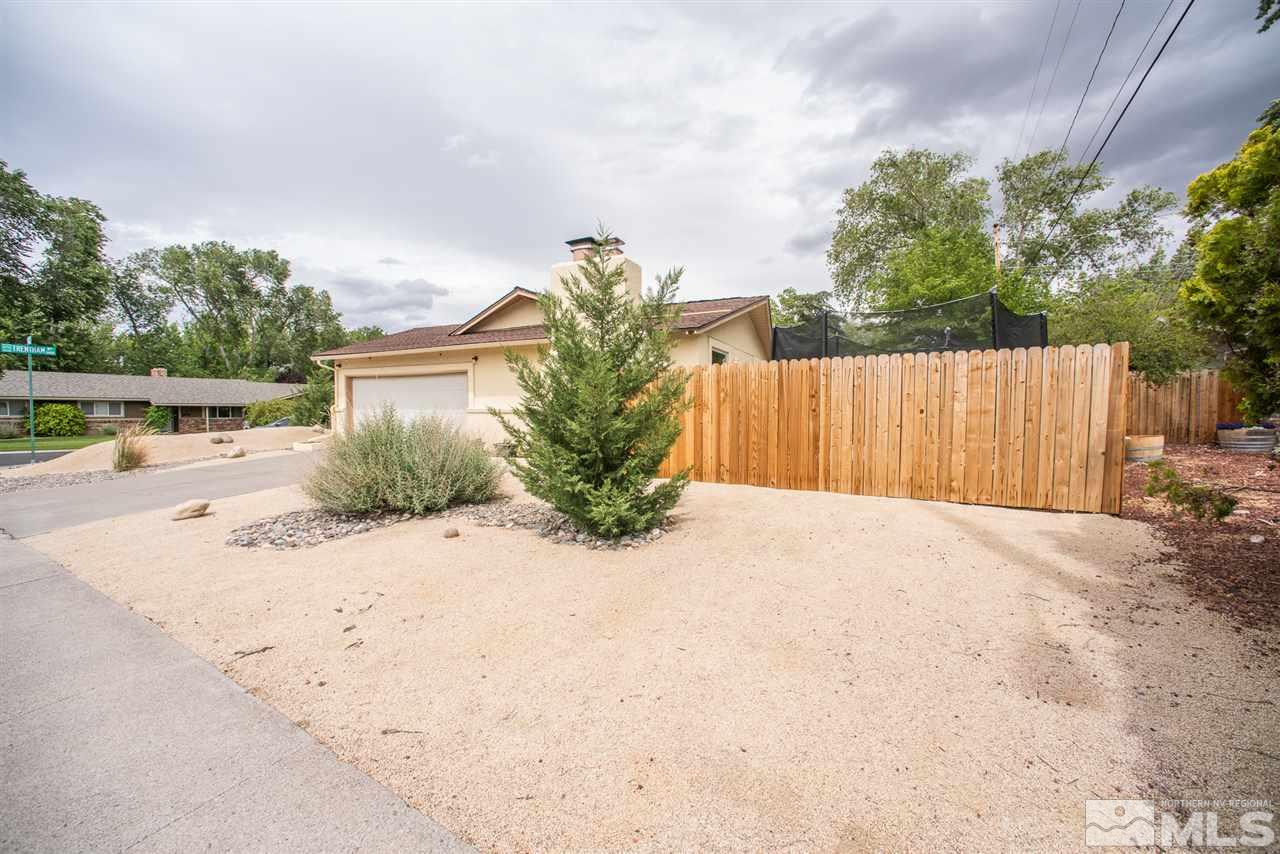 2480 Trentham Way Reno, NV 89509 - Photo 27 of 27 a view of a backyard