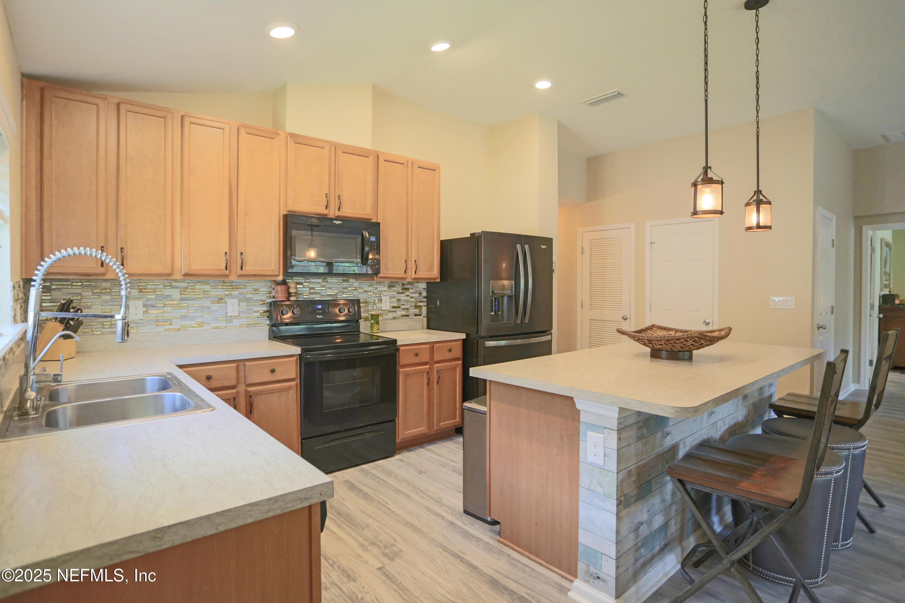 282 Orient Drive St. Augustine, FL 32092 - Photo 11 of 26 IMG_6149 Kitchen Angle to Hallway
