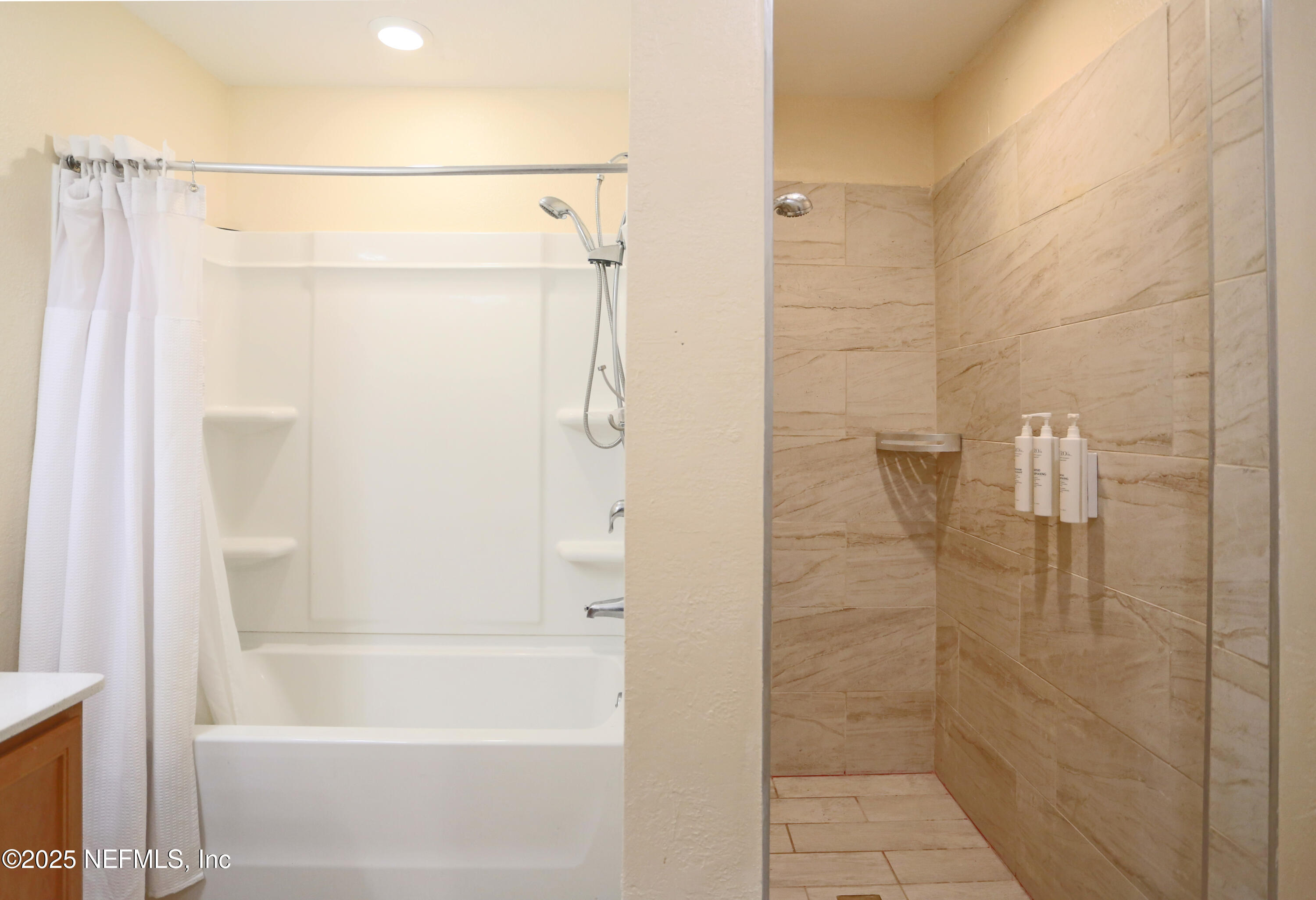 282 Orient Drive St. Augustine, FL 32092 - Photo 20 of 26 IMG_6167 Primary Shower