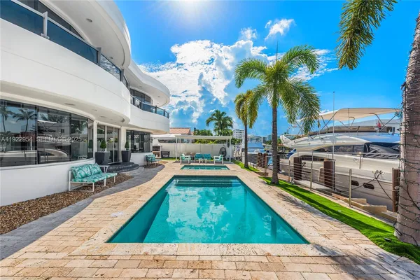 $5,680,000 | 3344 Northeast 167th Street, North Miami Beach, FL 33160