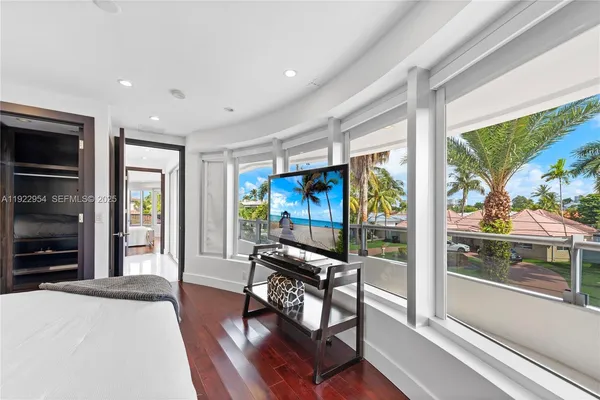 $5,680,000 | 3344 Northeast 167th Street, North Miami Beach, FL 33160