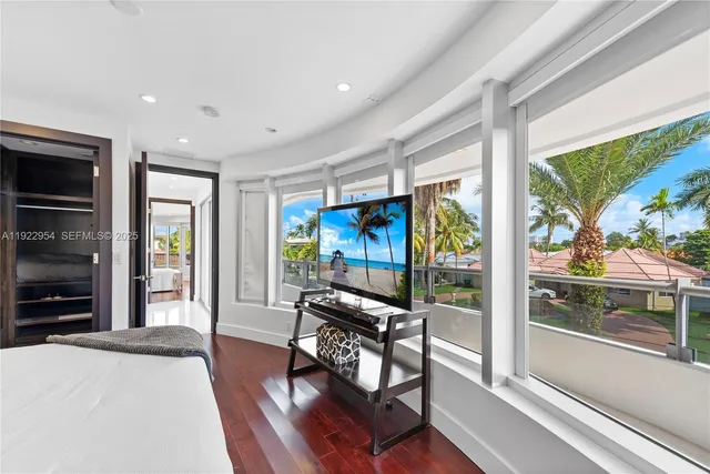 $5,680,000 | 3344 Northeast 167th Street, North Miami Beach, FL 33160