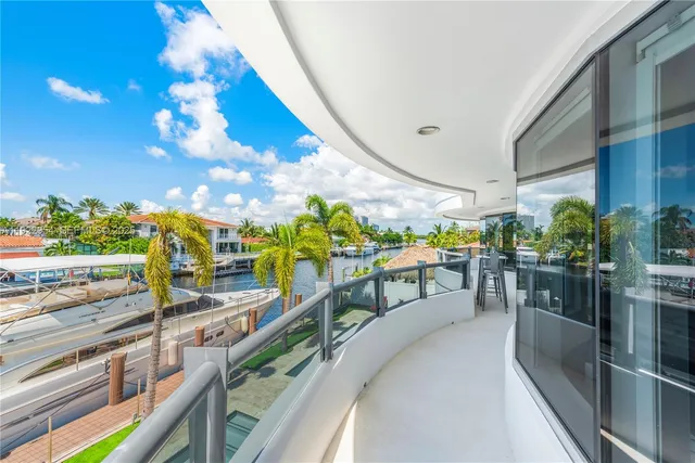 $5,680,000 | 3344 Northeast 167th Street, North Miami Beach, FL 33160