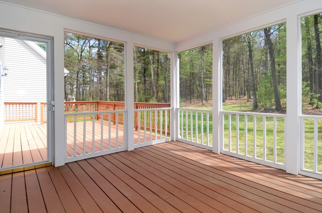 11 Elizabeth Road Hopkinton, MA 01748 - Photo 11 of 30 Gallery Image 11