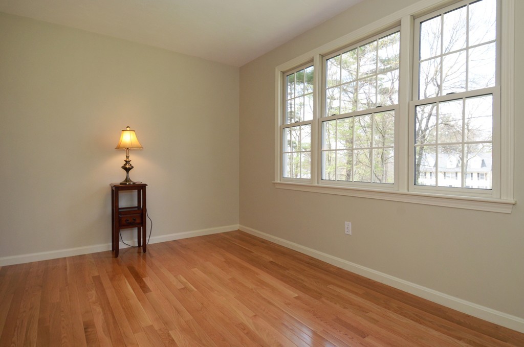 11 Elizabeth Road Hopkinton, MA 01748 - Photo 23 of 30 Gallery Image 23
