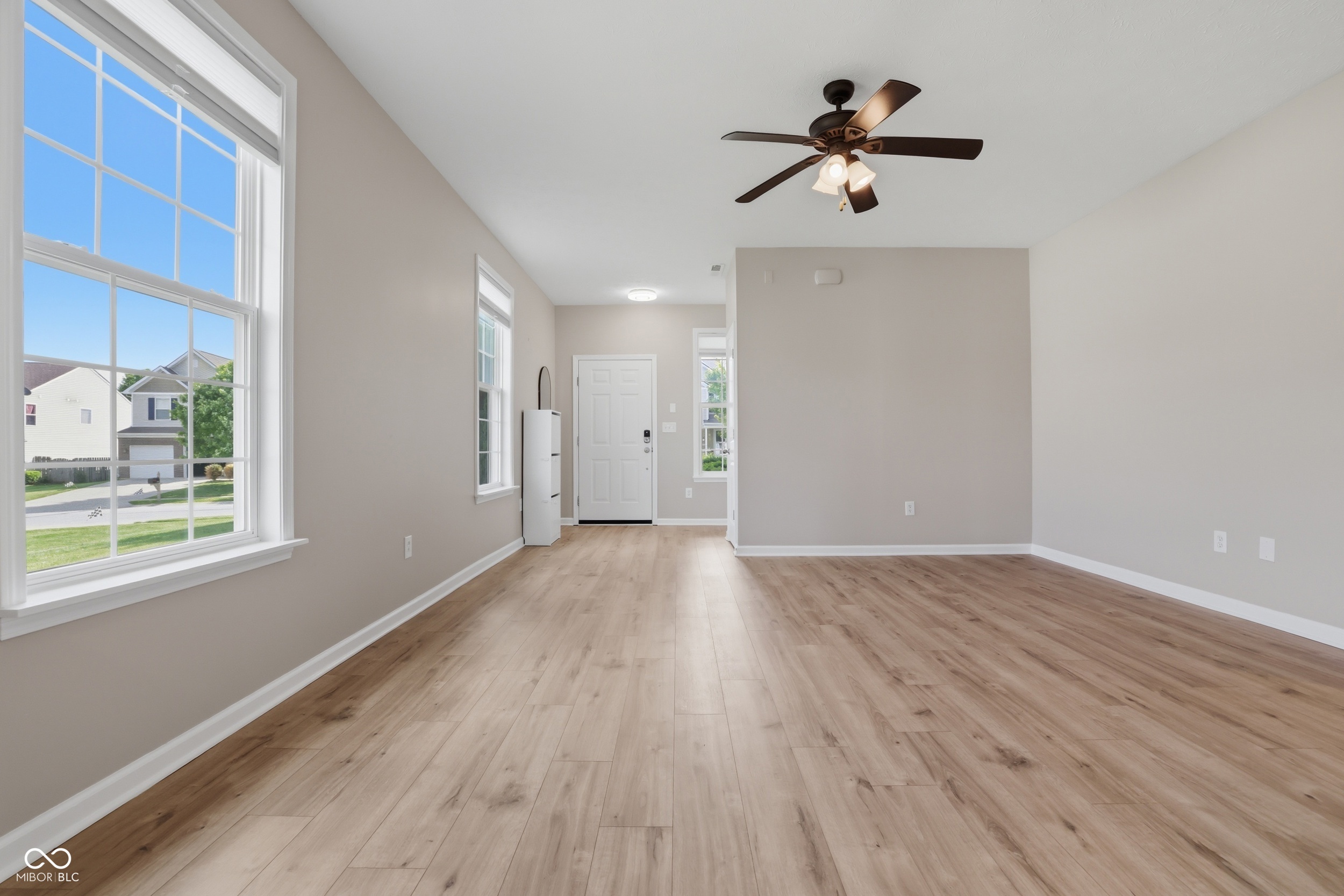 3835 Dusty Sands Road Whitestown, IN 46075 - Photo 4 of 23
