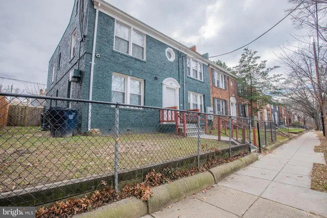 $1,199 | 333 Parkland Place Southeast, Unit 1, Washington, DC 20032