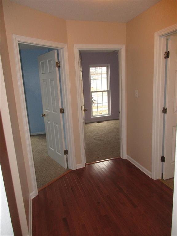 6047 Brandermill Ridge Columbus, IN 47203 - Photo 14 of 25 Gallery Image 14