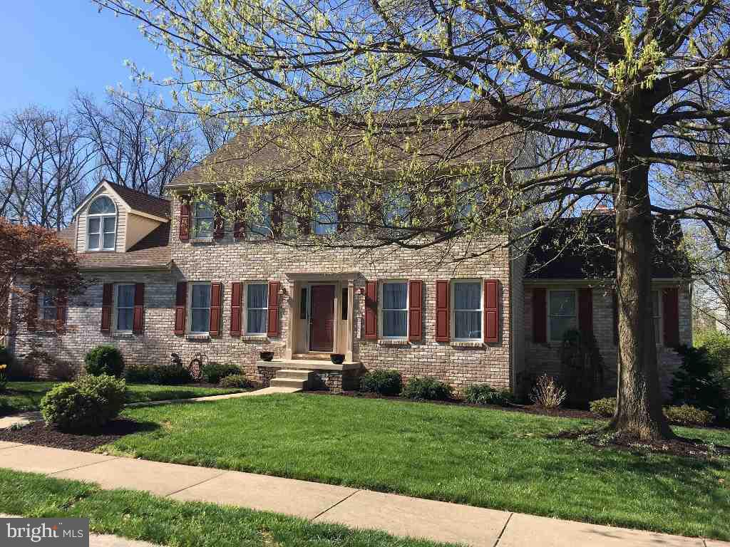 2827 Ridings Way York, PA 17408 - Photo 3 of 36 Gallery Image 3