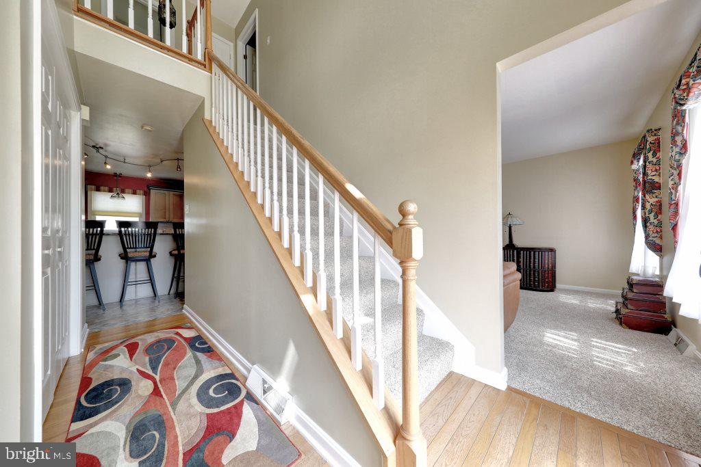 2827 Ridings Way York, PA 17408 - Photo 8 of 36 Gallery Image 8