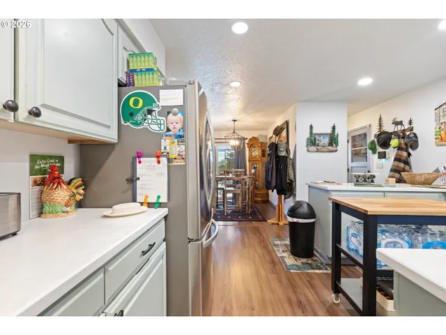 $450,000 | 2025 Northwest Delridge Avenue, Roseburg, OR 97471