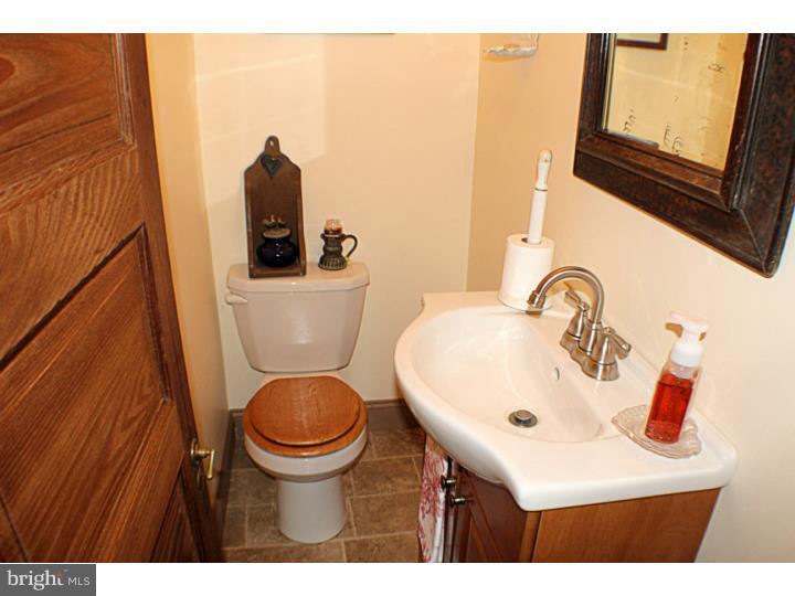 233 Llewellyn Road Aston, PA 19014 - Photo 14 of 25
