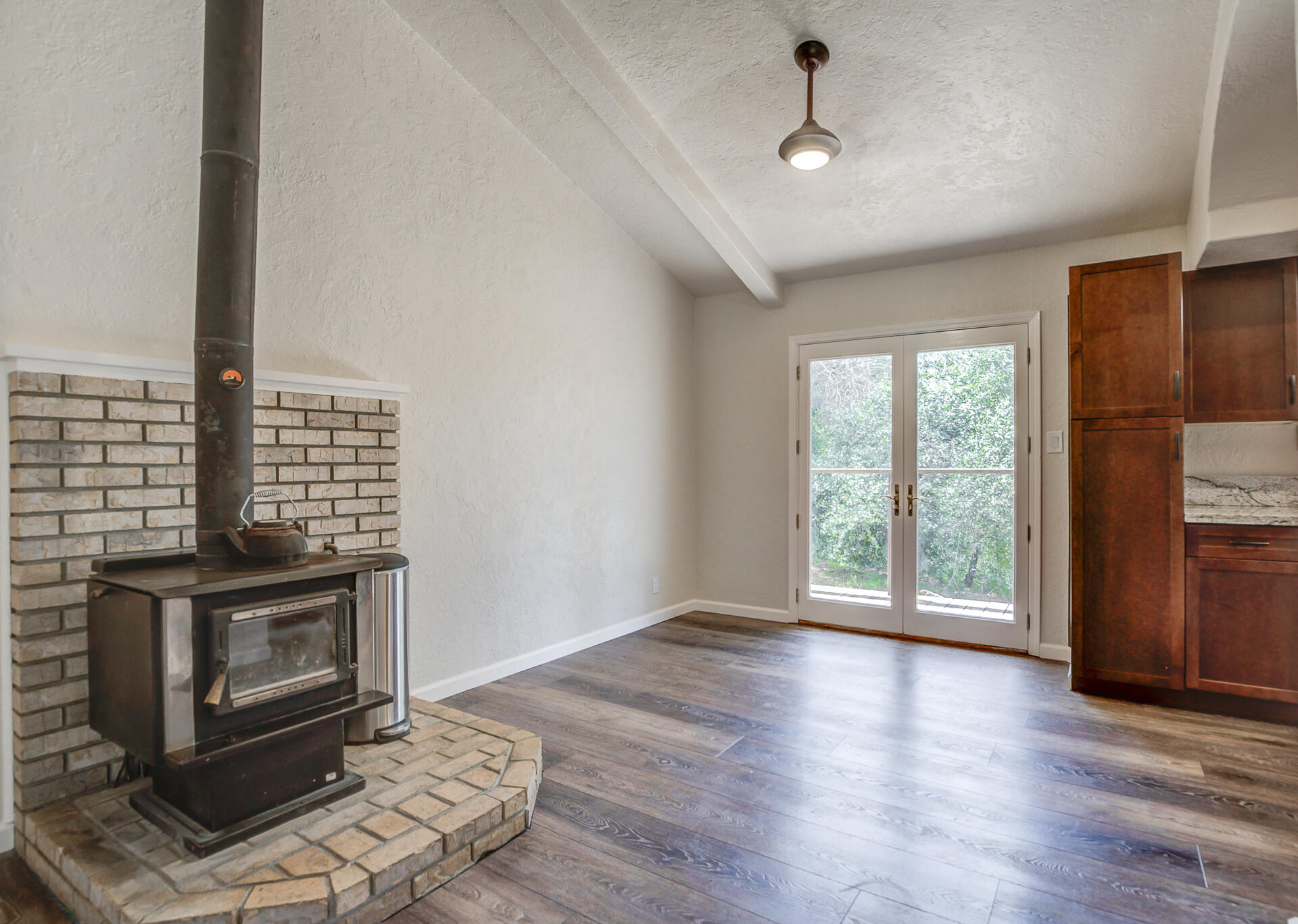 18080 Benson Road Cottonwood, CA 96022 - Photo 12 of 54 Dining