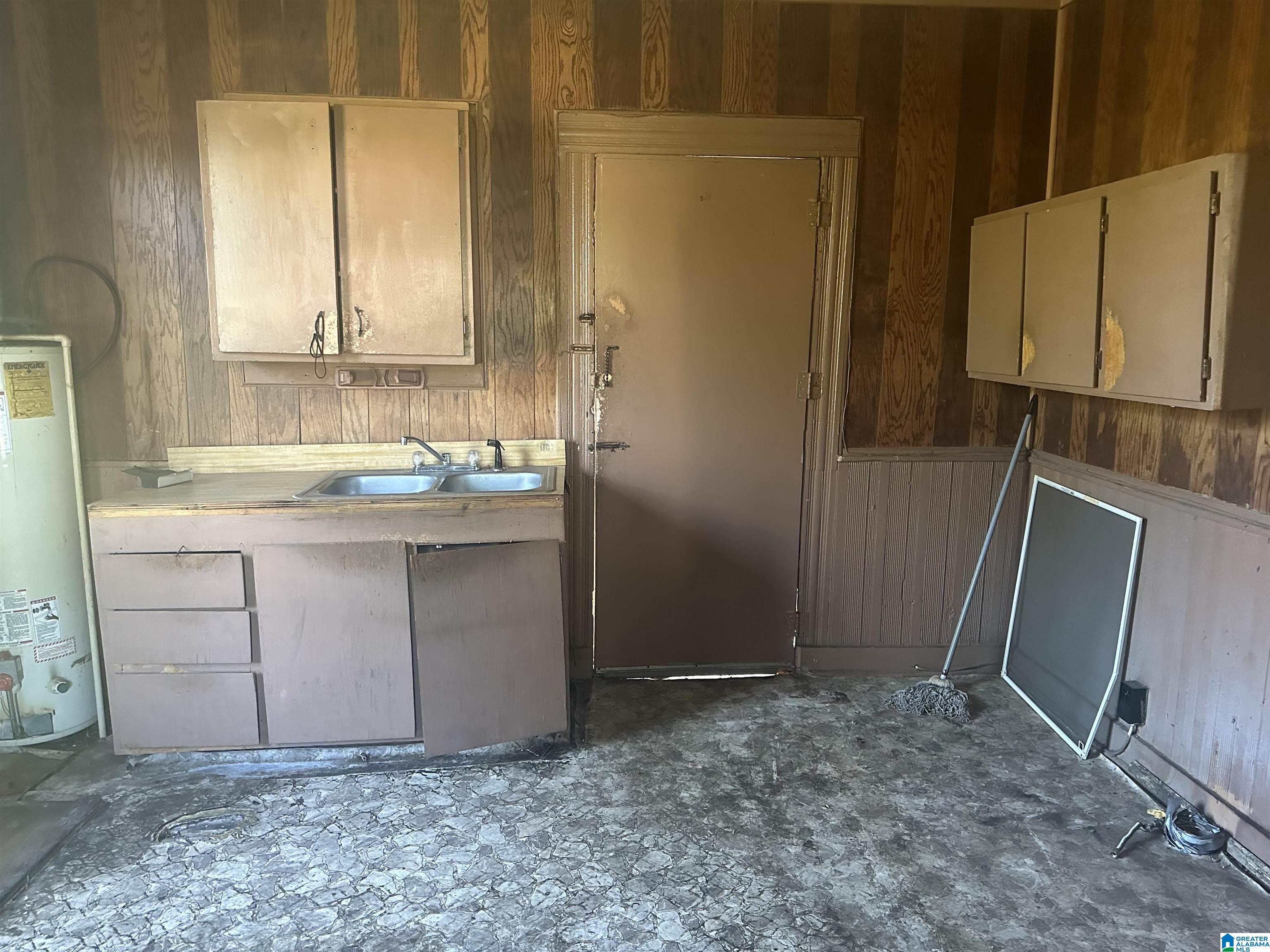 919 West 15th Street Anniston, AL 36201 - Photo 7 of 8