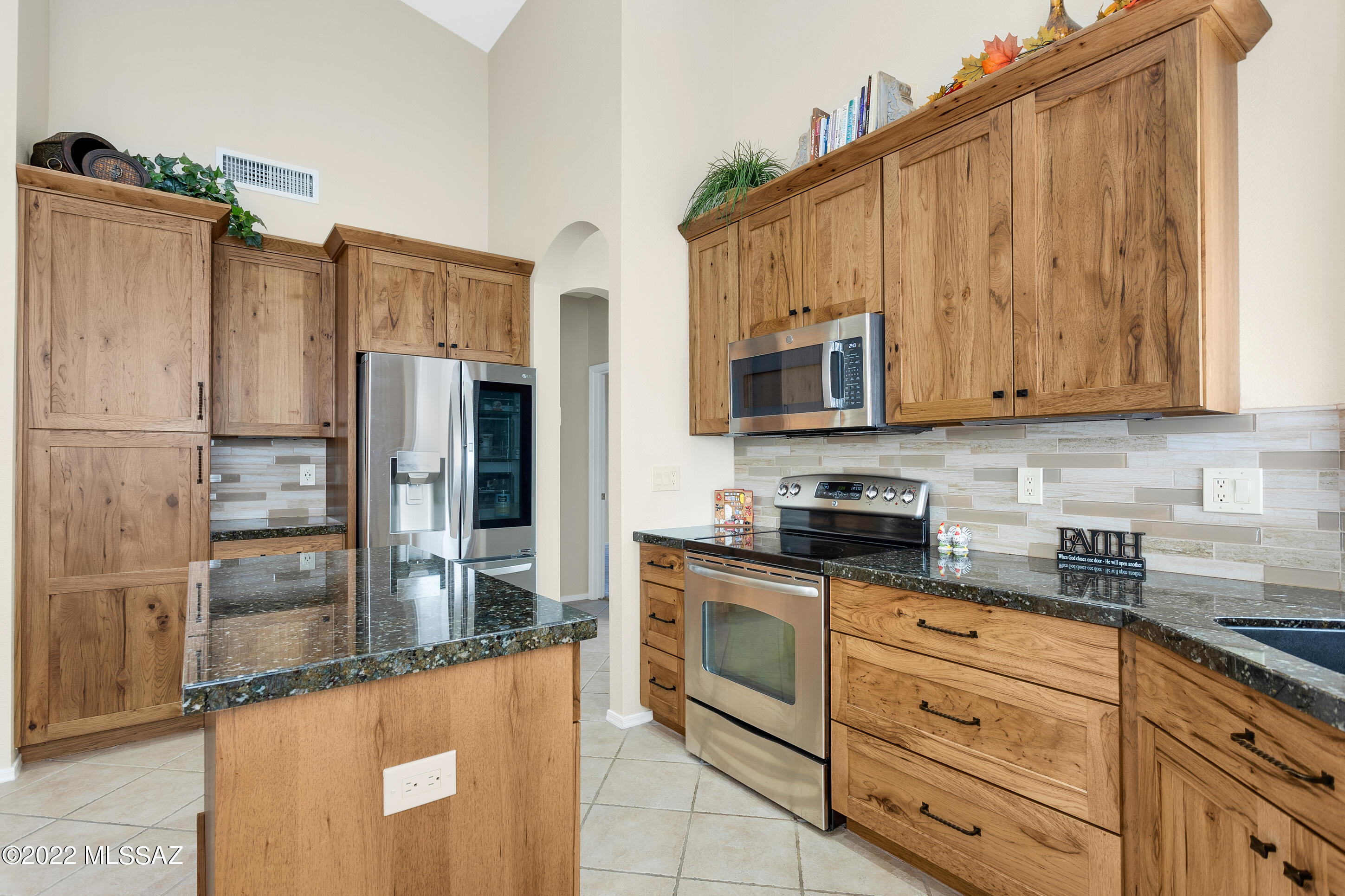 64375 East Wind Ridge Circle Tucson, AZ 85739 - Photo 17 of 38