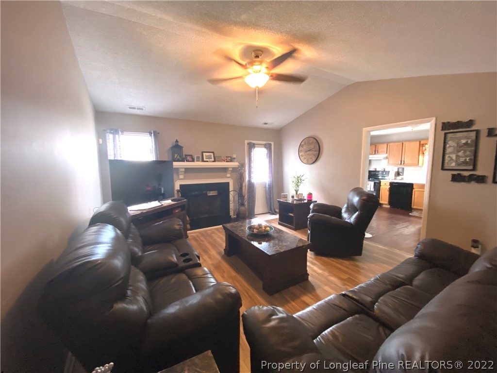 3848 Harden Road Hope Mills, NC 28348 - Photo 6 of 16 Gallery Image 6