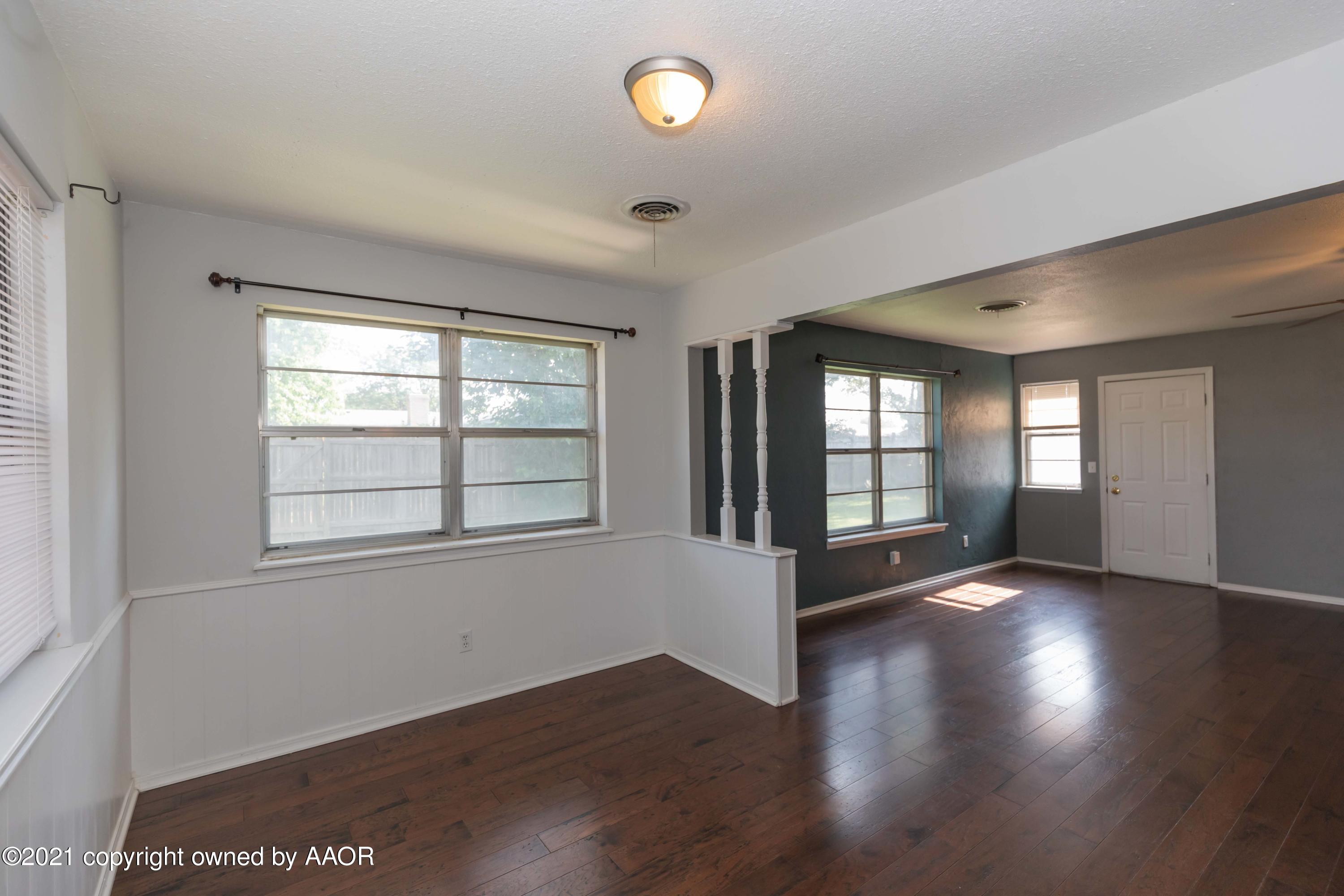 5018 Hillside Road Amarillo, TX 79109 - Photo 14 of 37 DINING VIEW 3