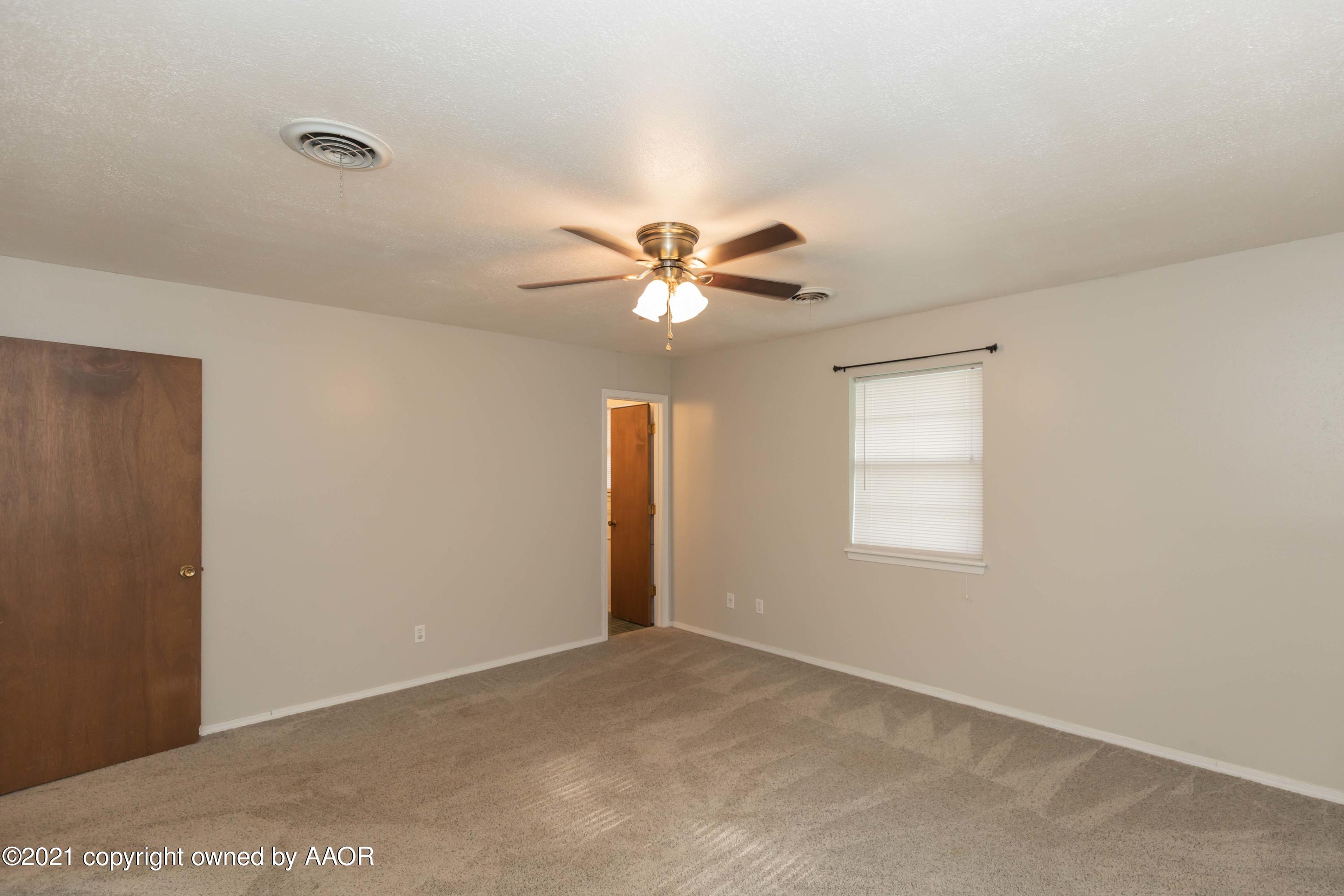 5018 Hillside Road Amarillo, TX 79109 - Photo 16 of 37 MASTER VIEW 2