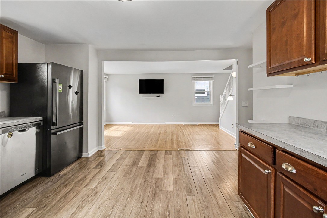127 Wood Road Greece, NY 14626 - Photo 5 of 15