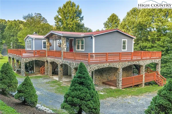 $875,000 | 167 Wagon Wheel Lane, Deep Gap, NC 28618