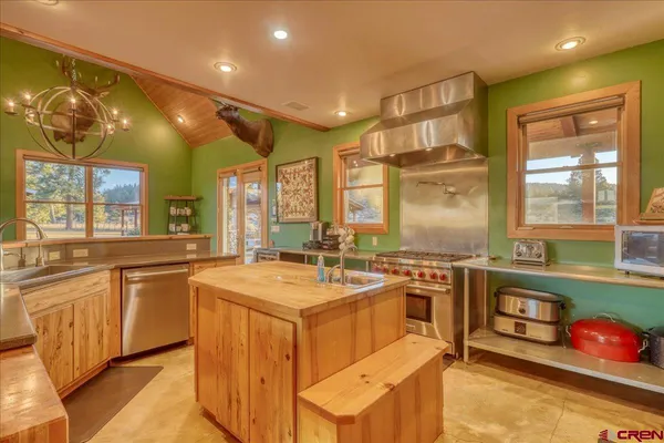 $1,599,000 | 24001 Hwy 84 Chromo Co 81128, Chromo, CO 81128