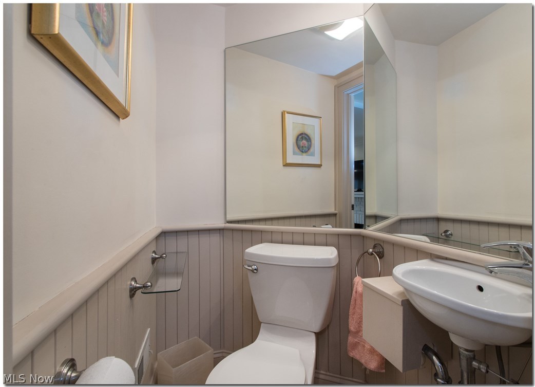 4004 Ardmore Road Cleveland Heights, OH 44121 - Photo 15 of 26