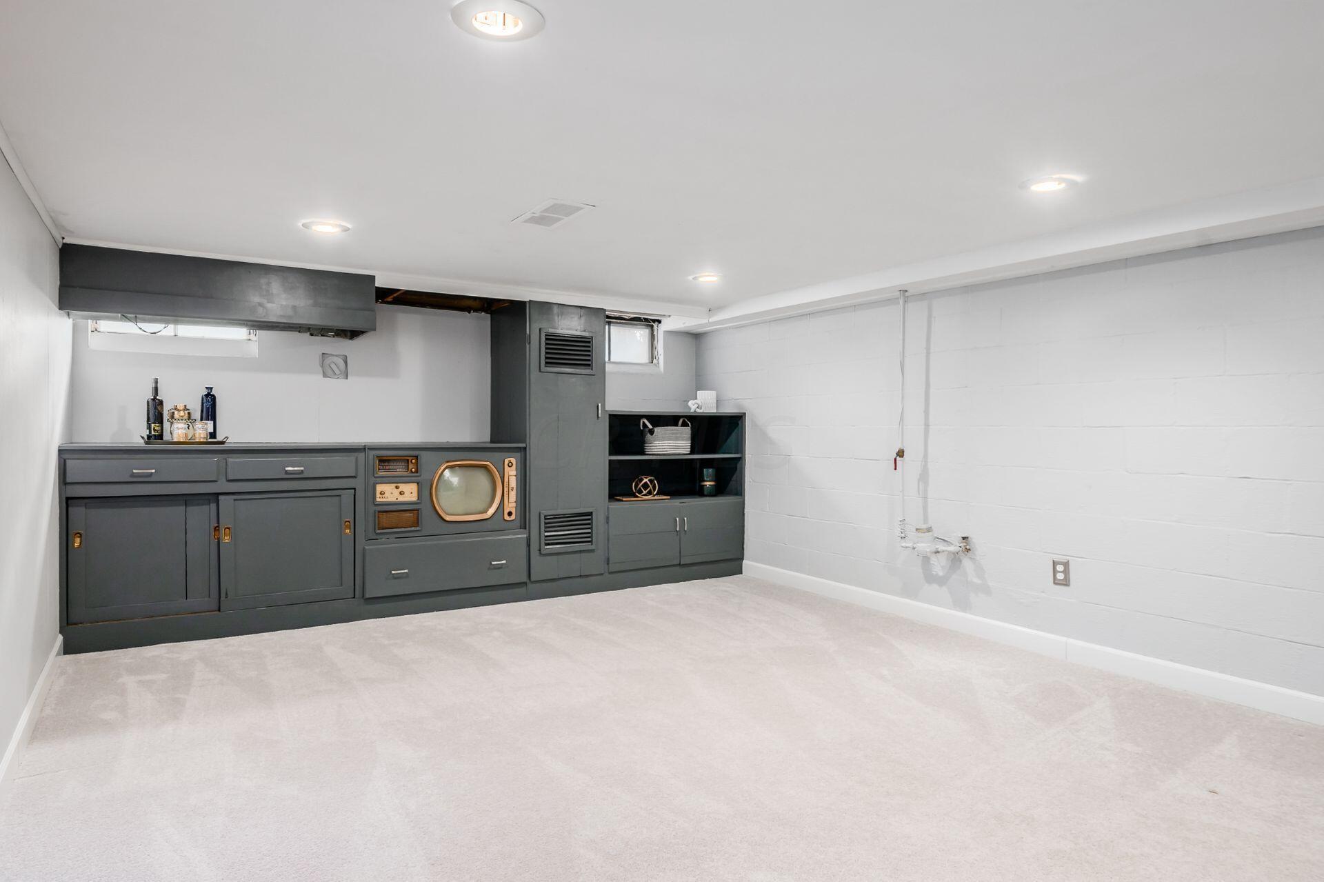 1960 Malvern Road Columbus, OH 43221 - Photo 25 of 37 Finished Basement